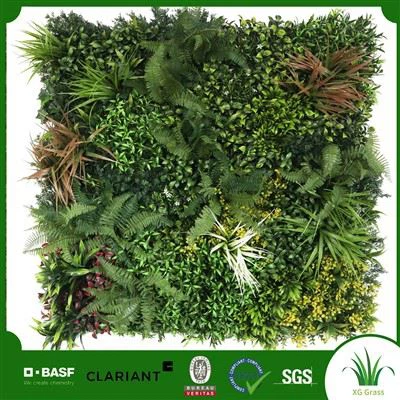 Muro de hierba verde